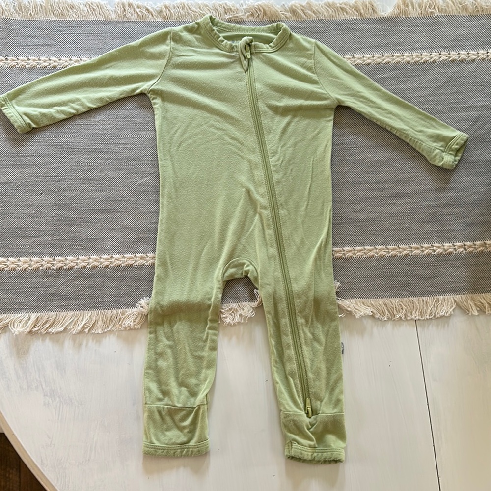 Kyte Baby zippered romper 3-6 months